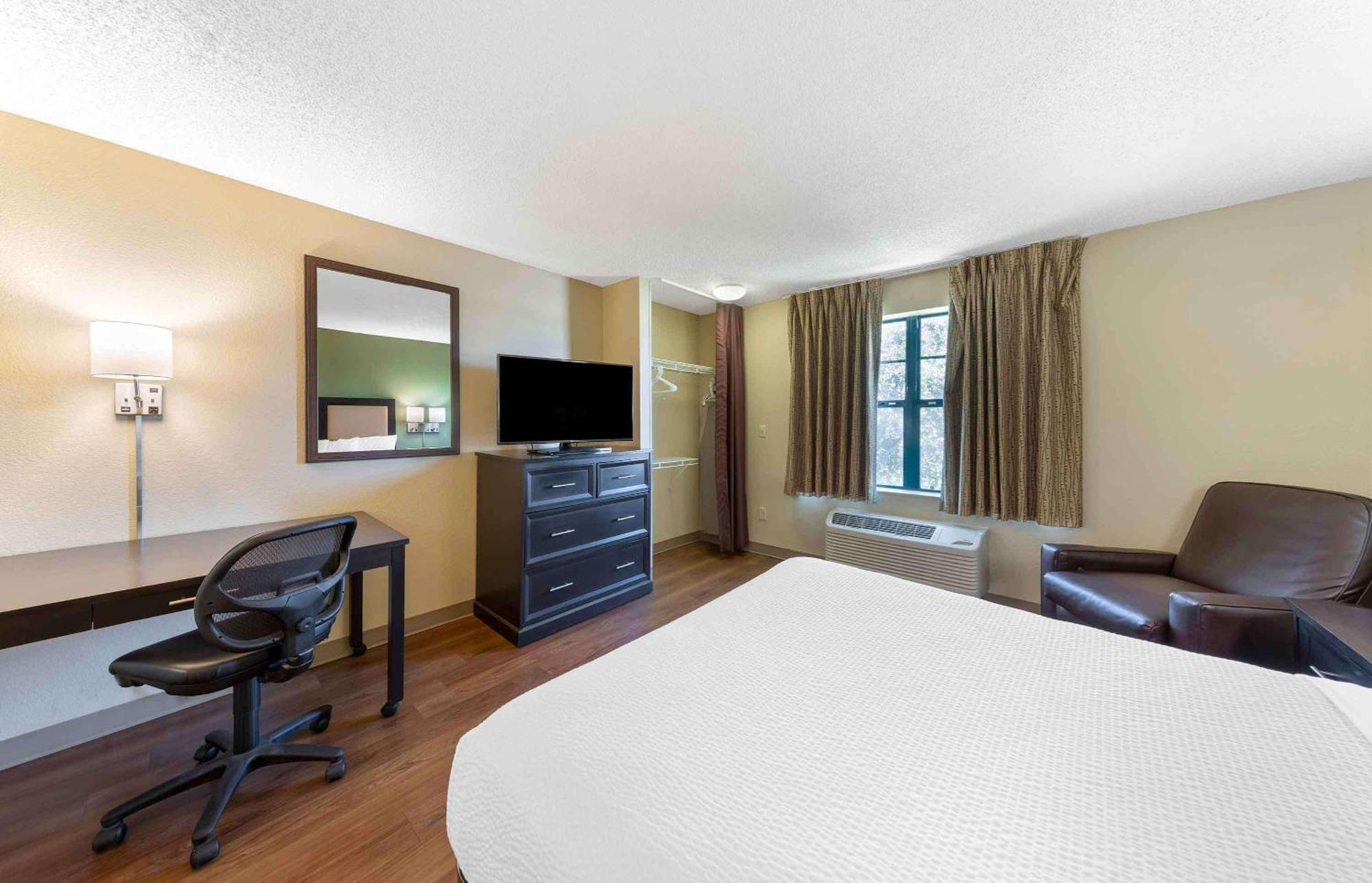 Extended Stay America Suites - Orlando - Southpark - Commodity Circle Oak Ridge Exteriér fotografie